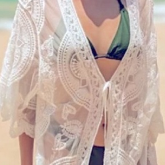 Sheer Embroidery Tie Front Mesh Kimono - Picture 11 of 12